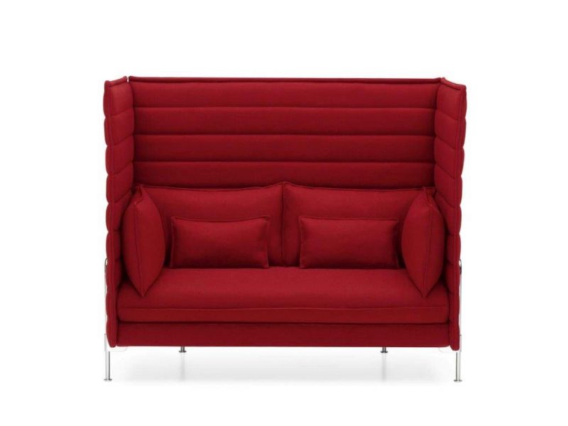 Roter Vitra Alcove 2-Sitzer Highback mit Kissensatz und hoher Rückenlehne, Frontansicht.